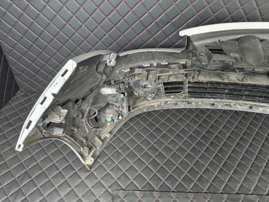 RENAULT SCENIC III 09-13 Zderzak Przedni Przód Lakier PDC TED69