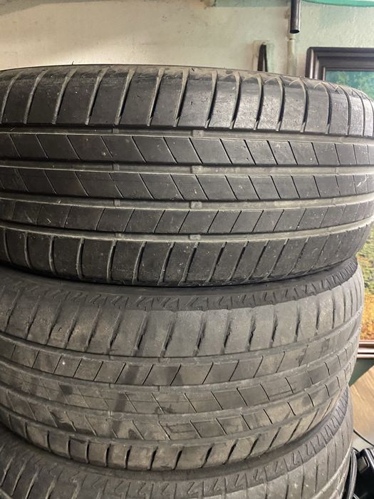 Pneus bridgestone 205/55-16