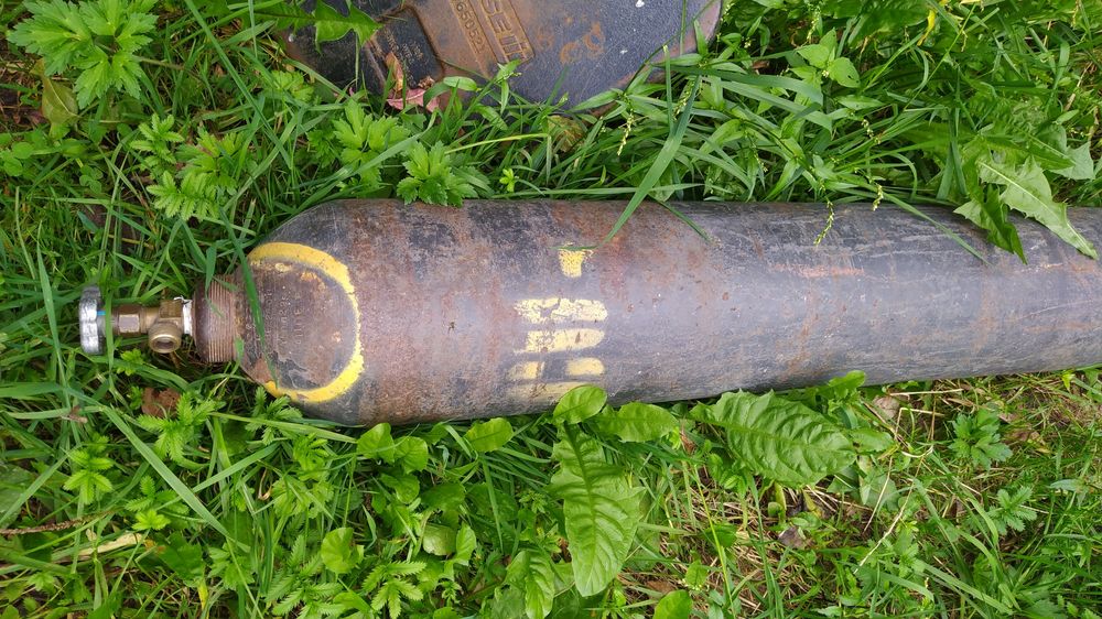 Балони газові і вуглекислородні .топка тітана.