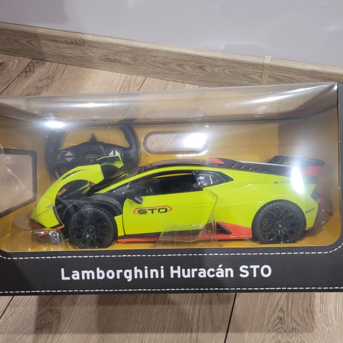 Rastar Lamborghini Huracan STO samochód zdalnie sterowany
