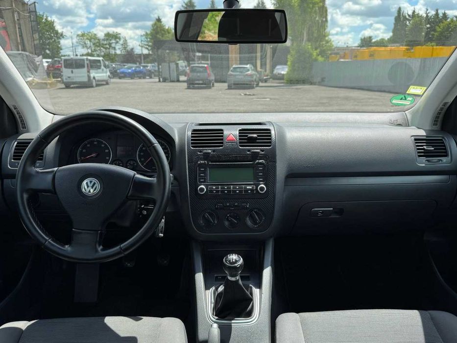 Продам  Volkswagen Golf 2005. Можна в розстрочку, під викуп.