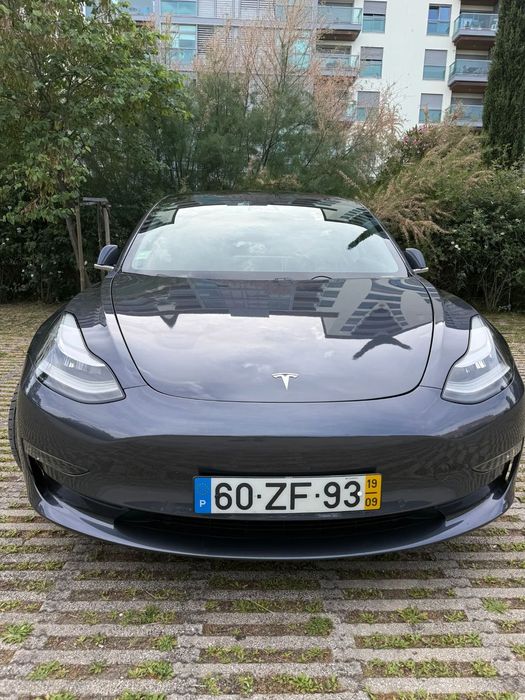 Tesla Model 3 Long-Range Dual Motor AWD