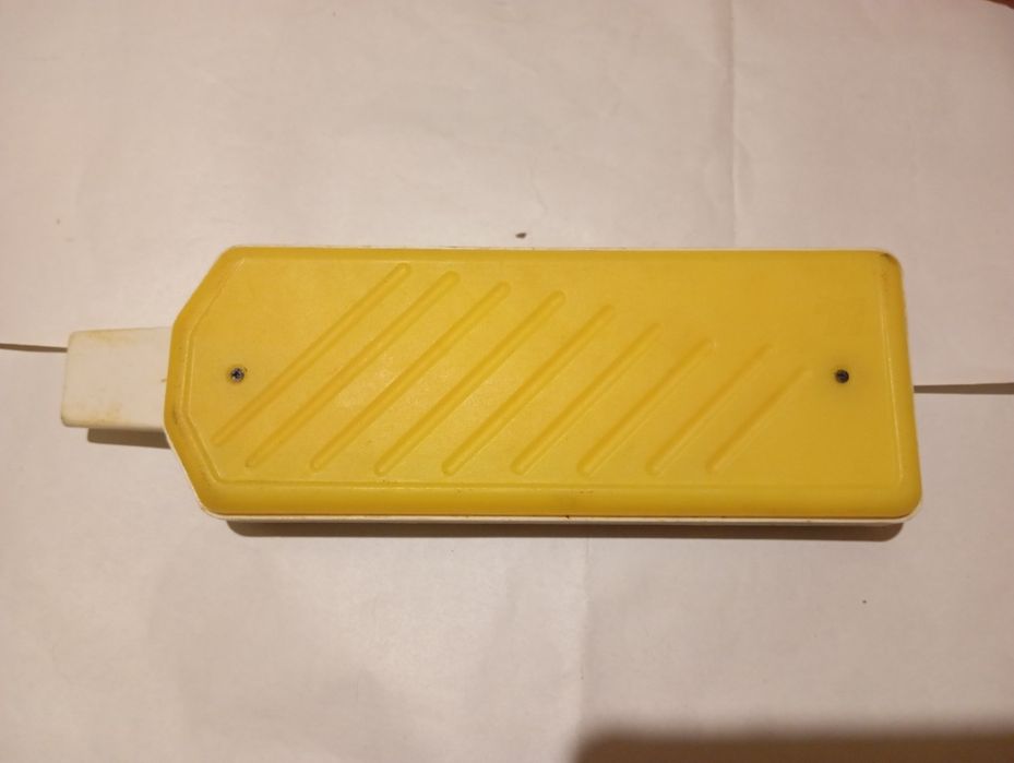 Игрушечные музыкальные инструменты. Одним лотом.