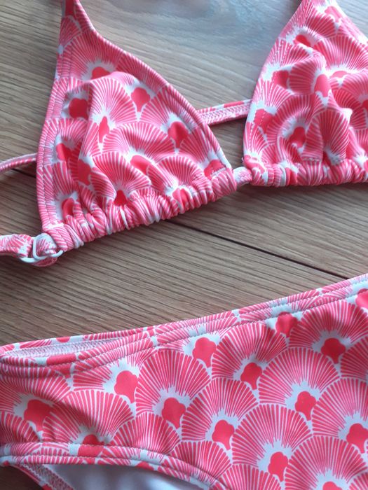 Stroj kąpielowy 128