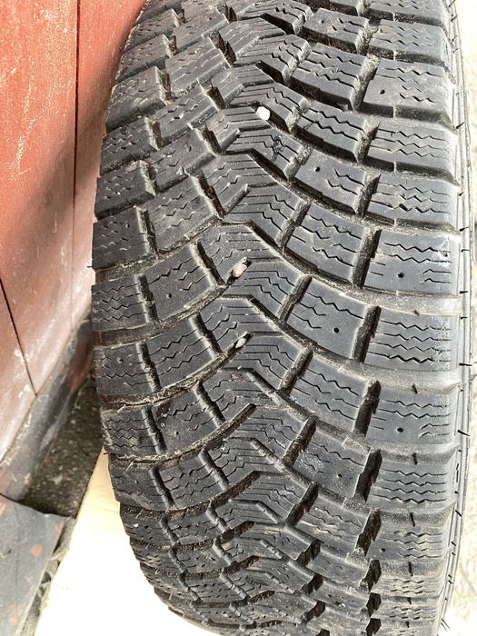 Пара колес 215/65R16
