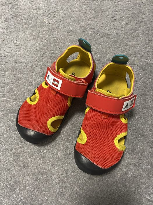Босоніжки adidas lego 28 розмір