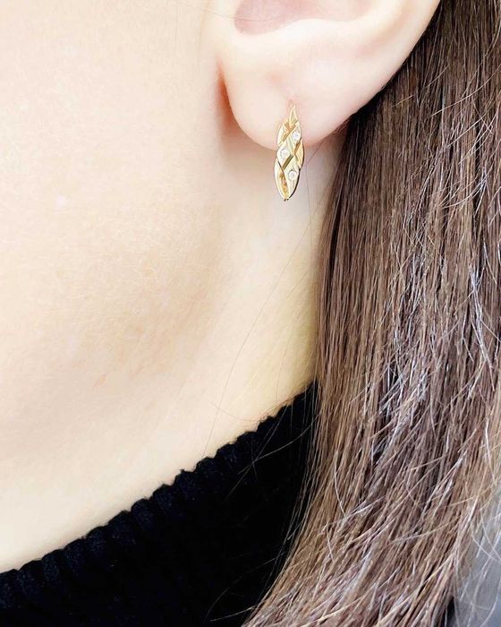 Золотые серьги с бриллиантами