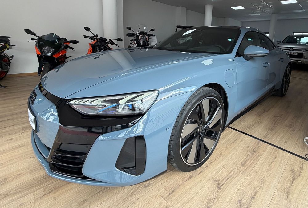 Audi e-tron GT quattro519513683034132486