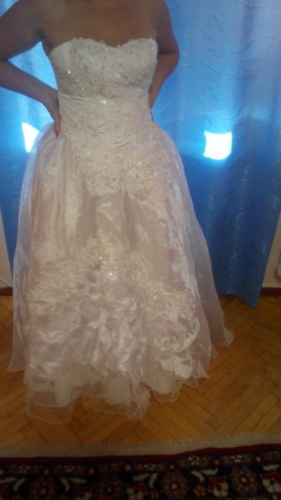 Продаю свадебное платье