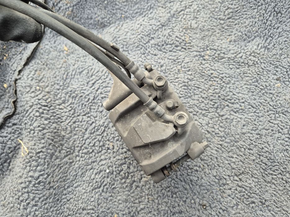 Przedni Zacisk Hamulcowy Honda NC700 Integra