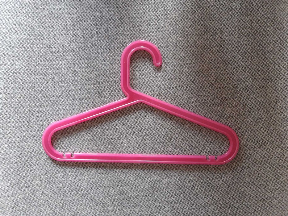 Conjunto de cabides para roupas de crianças
