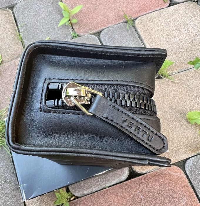 Чехол оргонайзер Vertu