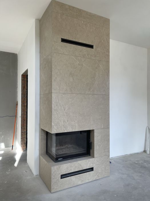 Плиточник вкладання плитки