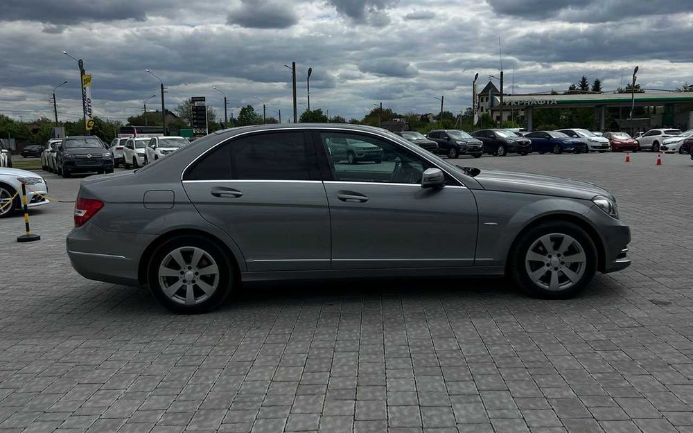 Mercedes-Benz C 200 2012
