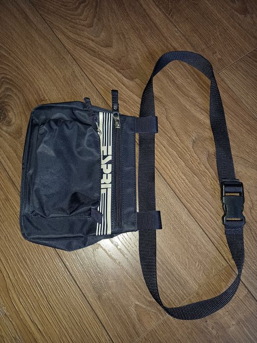 Nerka saszetka ESPRIT