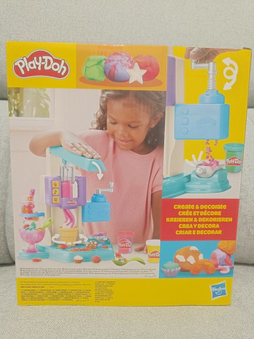 Ciastolina Play-Doh zakręcona lodziarnia