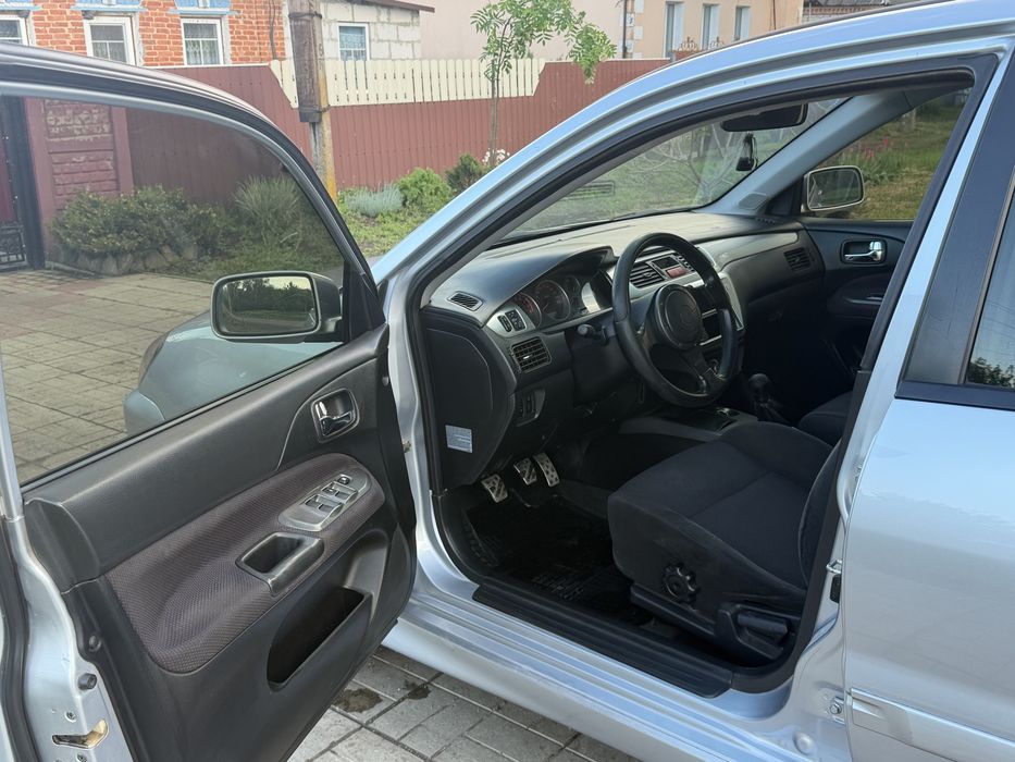 Mitsubishi Lancer 9