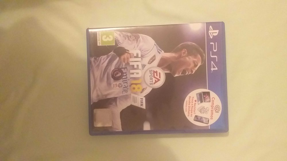 FIFA  18 PS4 como novo