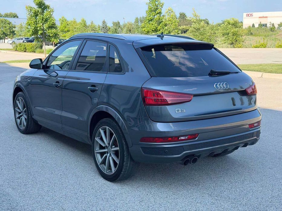 Audi Q3      2018