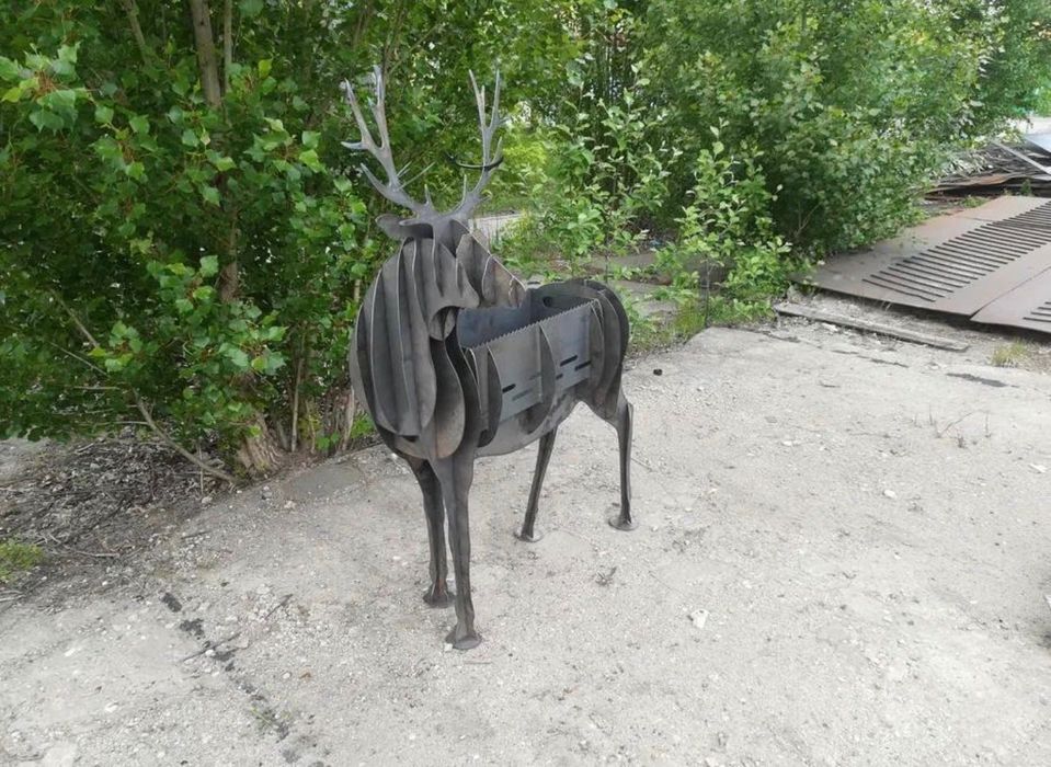 Idealny na majowke Grill w ksztalcie Jelenia