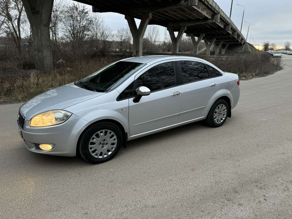 Продам Фиат Линея дизель 2012 год