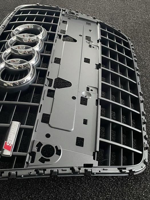 Grelha Frontal Audi A3 Original e Nova