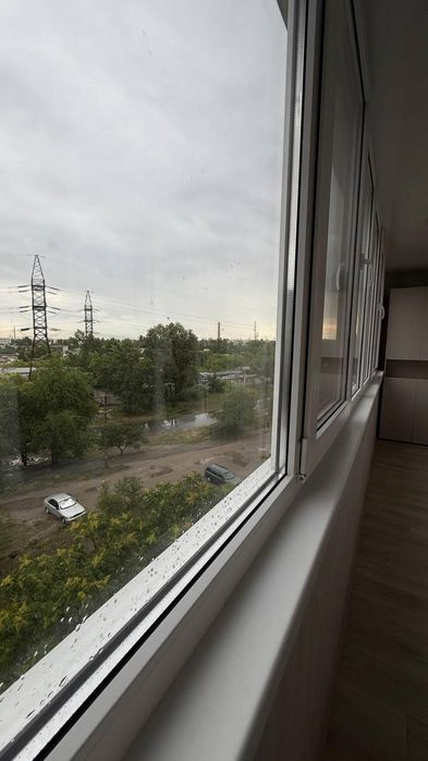 Продам 1- кімнатну на лівому березі  Степана Рудницького (Шолохова) 23