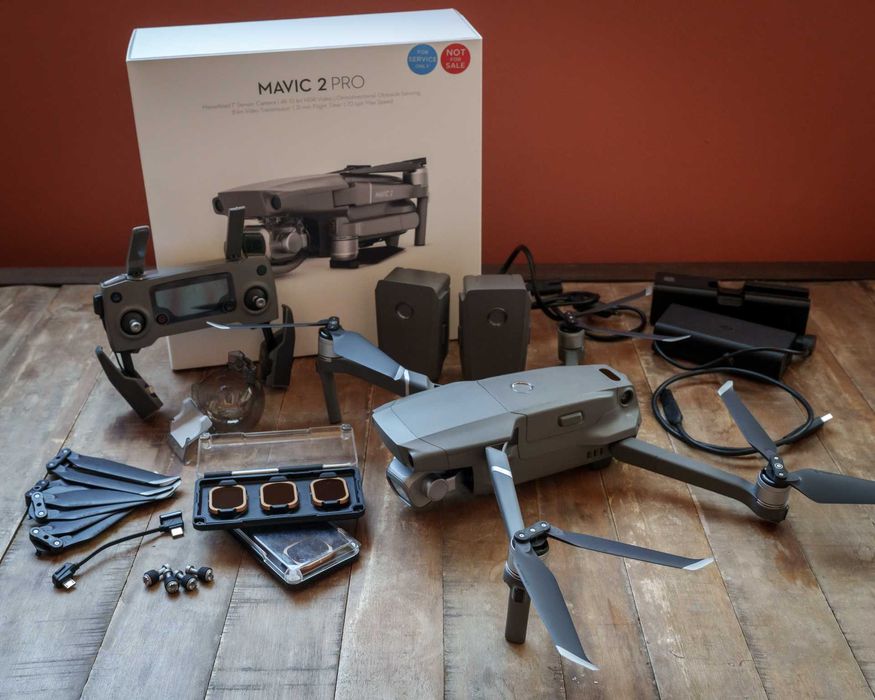 DJI Mavic 2 Pro — Unidade substituída pela DJI em agosto de 2026 + vários acessórios