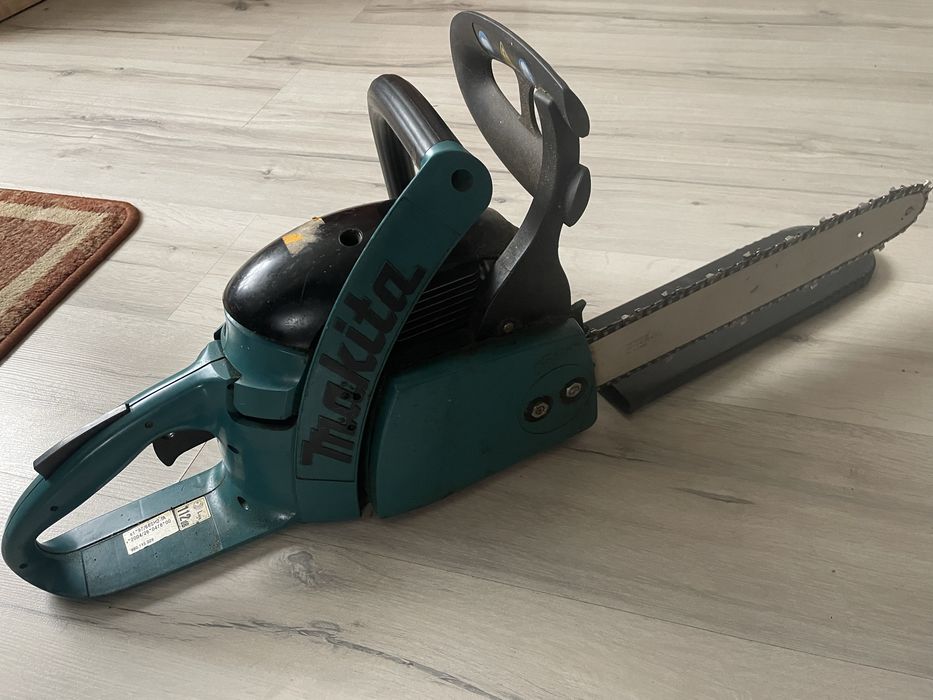 Piła spalinowa Makita