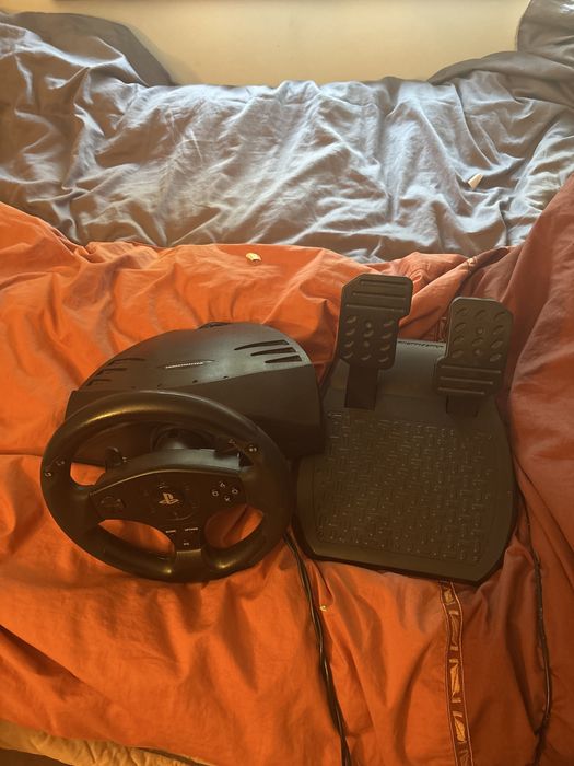 Kierownica do gier na konsole ps3/ps4 thrustmaster