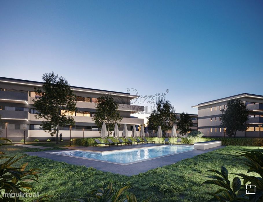 Apartamento T2 à venda em Condomínio Fechado