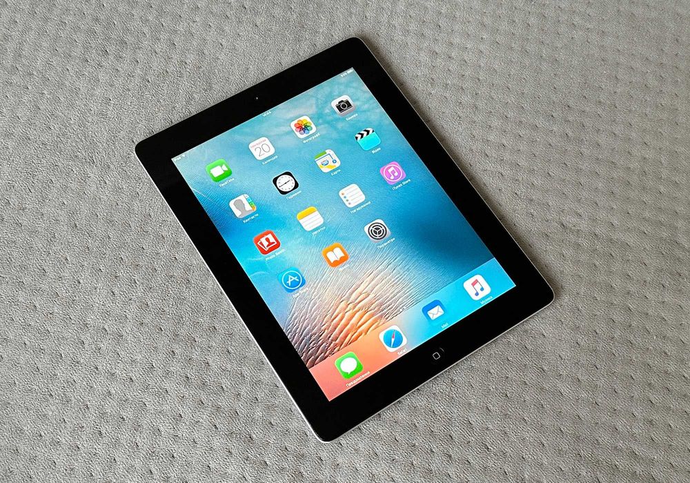 Планшет Apple iPad 2 W-Fi 16 ГБ A1395