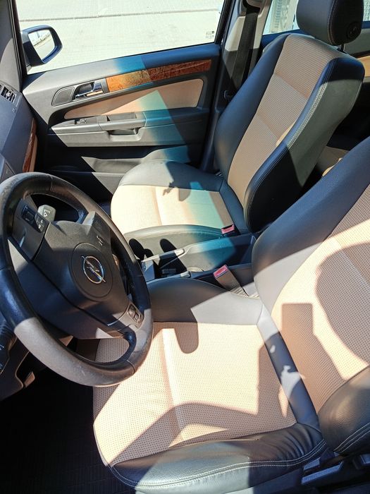 Opel ZAFIRA 1,9 TDI 7 місць універсал мінівен