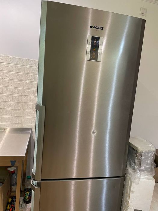 Продам холодильник Arcelik