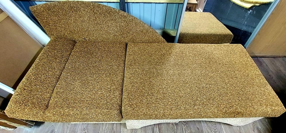 Продам два,  диван-кресло-кровать. Доставка