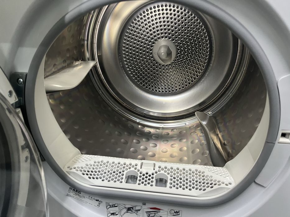 Suszarka AEG 8kg z pompą ciepła |12msc |BD stan |Dowóz