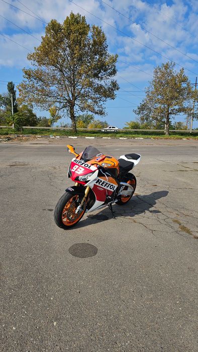 Honda cbr 1000 rr