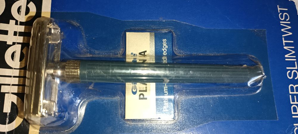 Raríssima e Antiga Gillette Selada Anos 70 produzida na Inglaterra