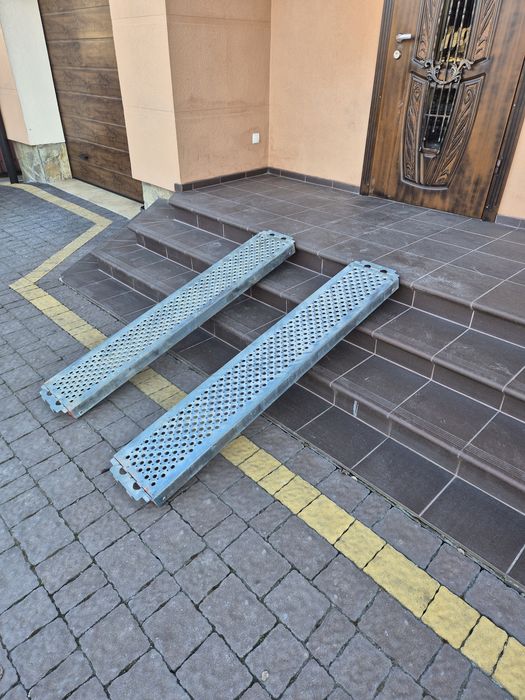 Продам наїзди лапи аппарелі заїзди оцинковані