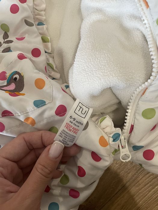 Весняний комбінезон для дівчинки