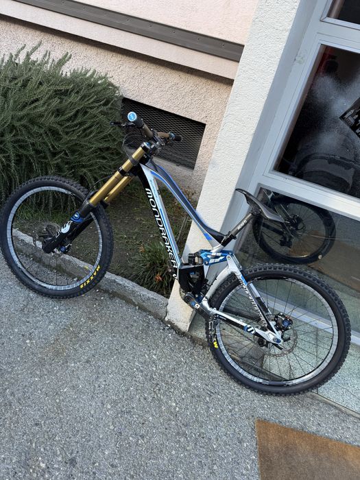 Mondraker Summum Pro 27.5 Downhill