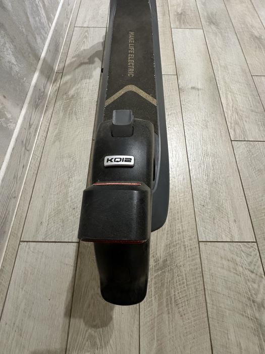 Продам електросамокат Модель NIU KICK Scooter KQi2 Pro