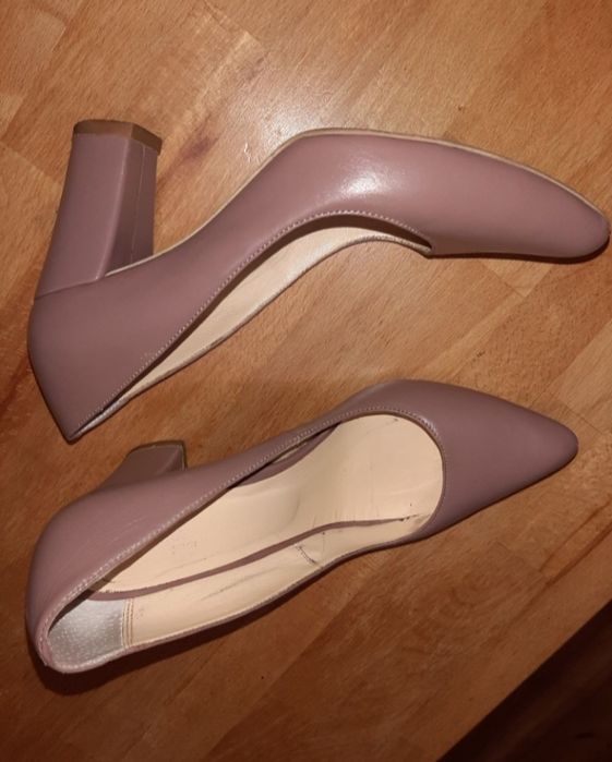 Шкіряні туфлі 38 розмір Швеція