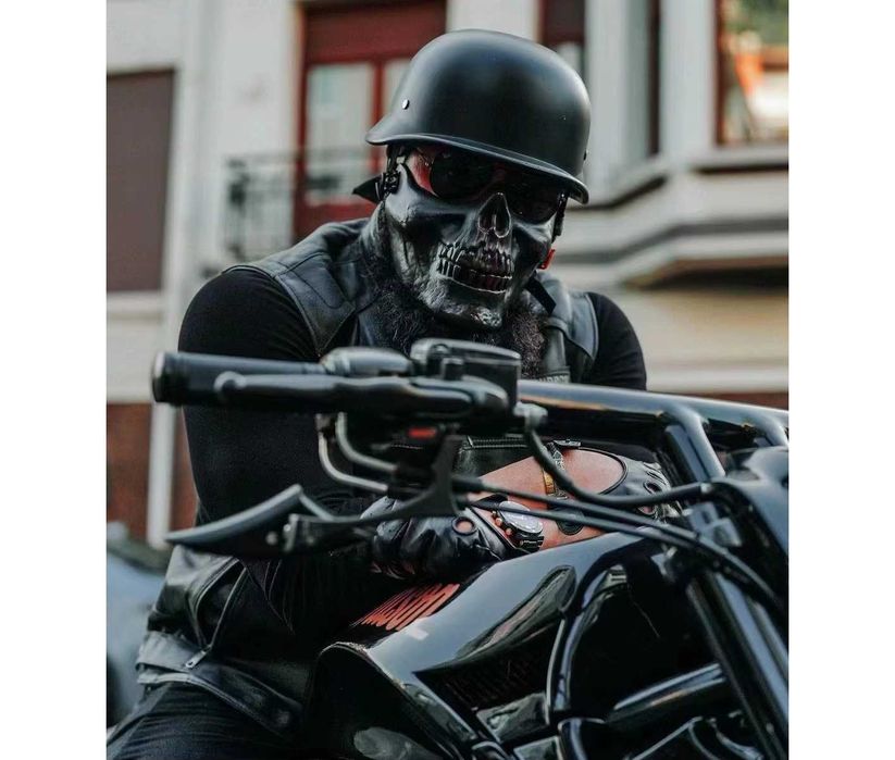 Capacete aberto  tamanho L  Interessado? Contacte já!