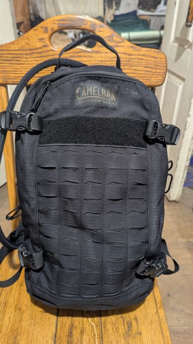 Рюкзак камелбек майже новий