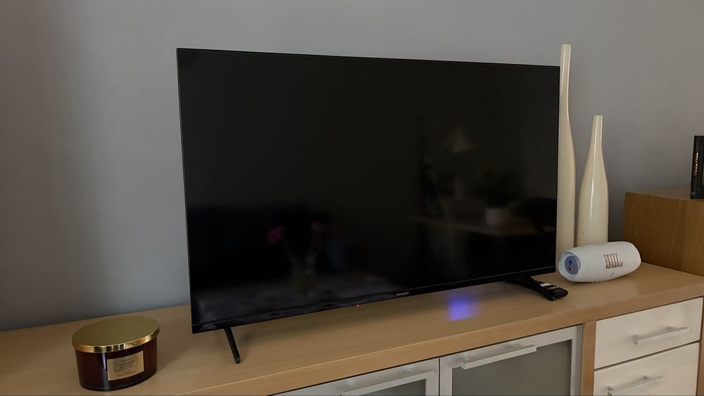 Telewizor Sharp super stan