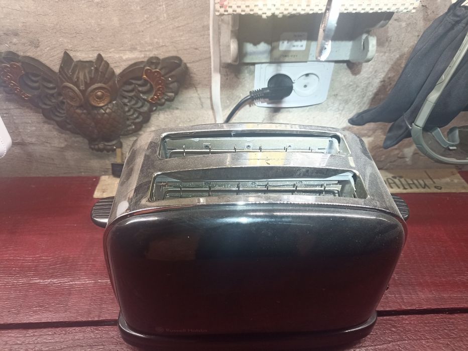Продам тостер Russell Hobbs!