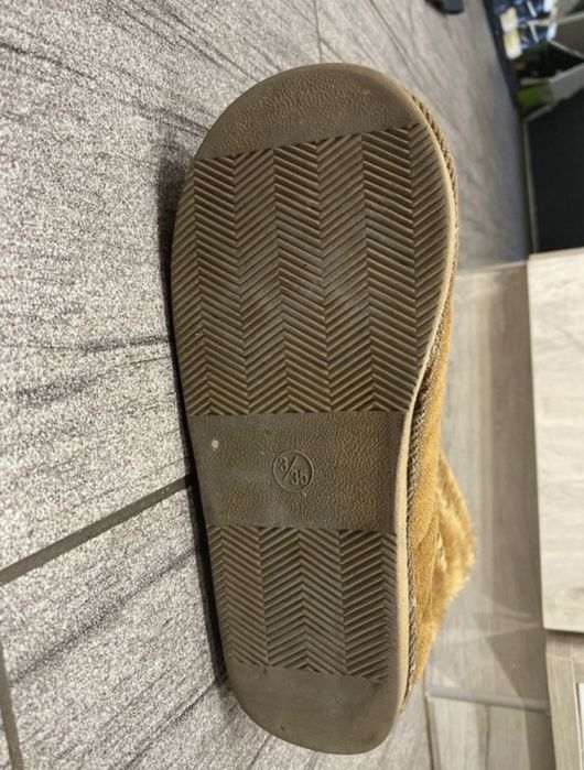 brązowe emu z futerkiem