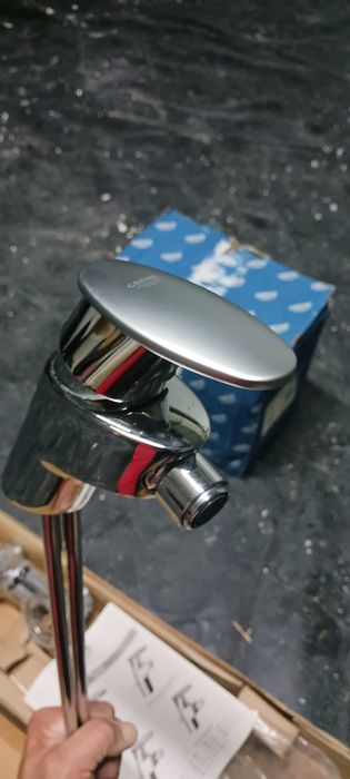 Conjunto de torneiras para WC