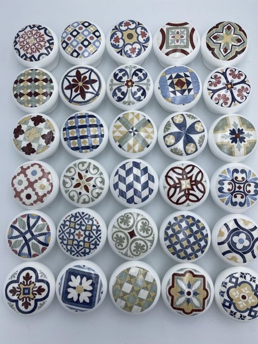 Drewniane uchwyty do mebli